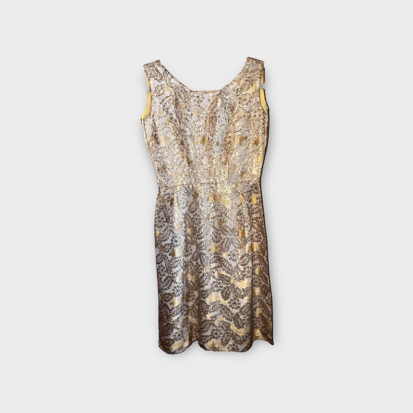 Vestido bordado dorado