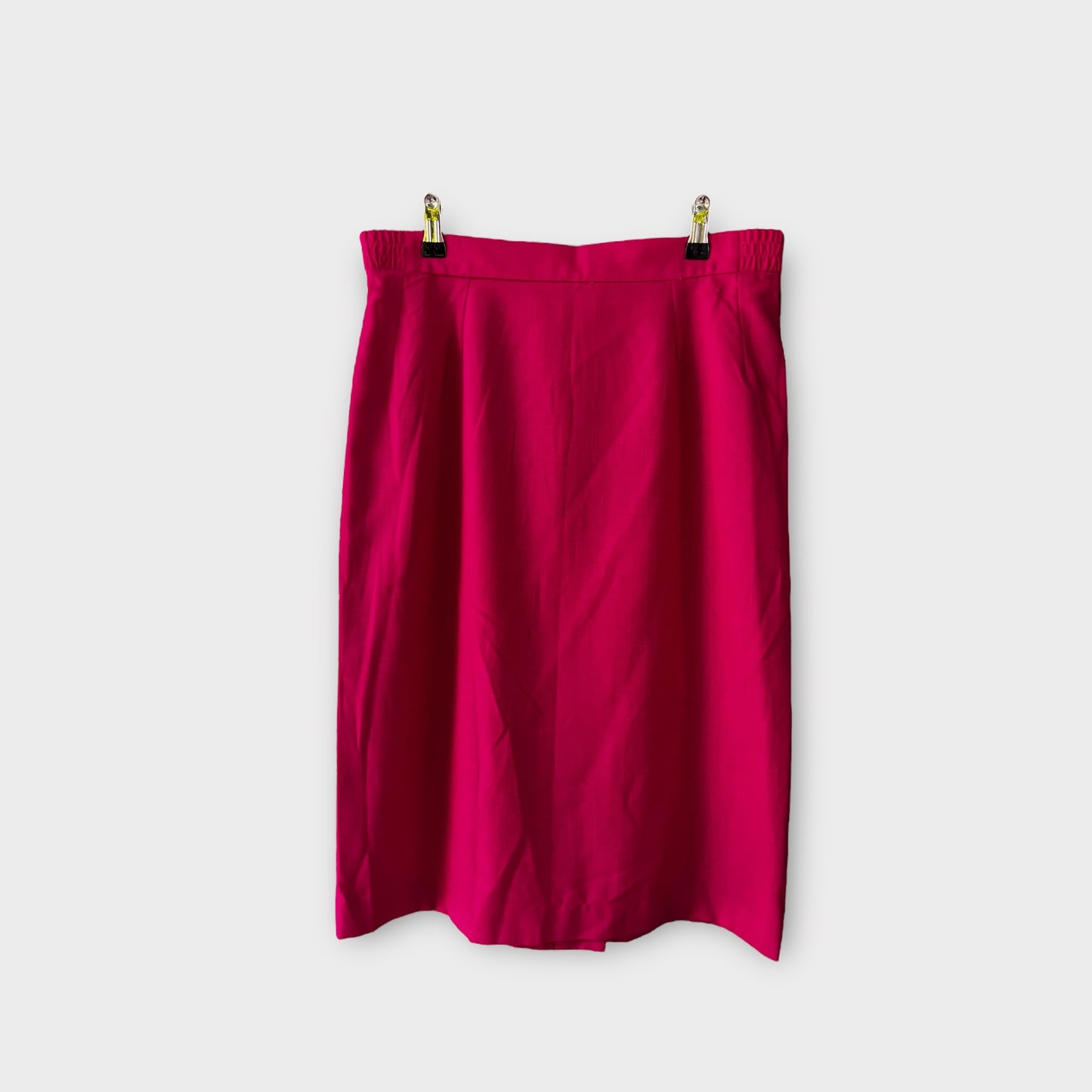 Conjunto de top y falda rosada “intentional”