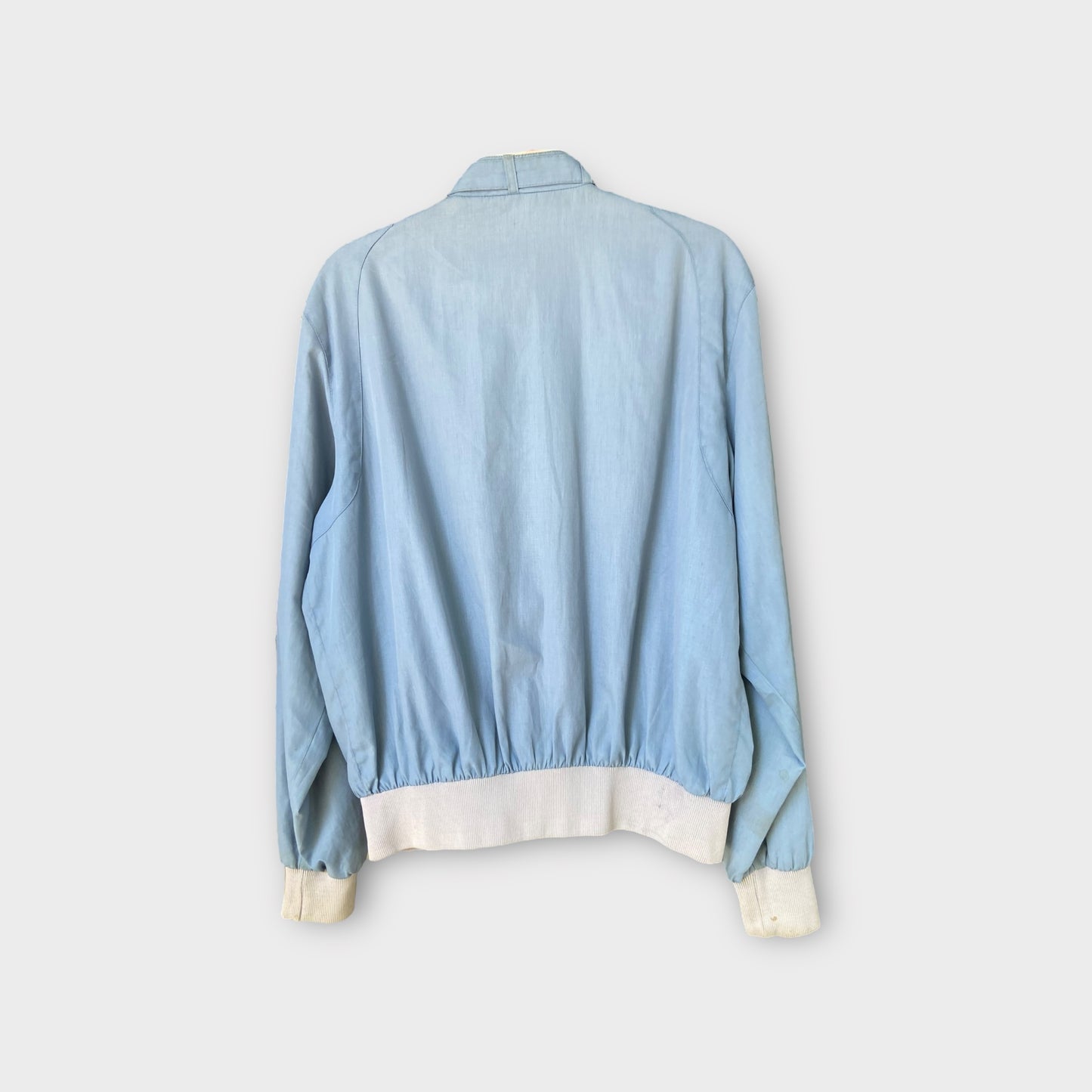 Chamarra Nylon “Ampton Club”