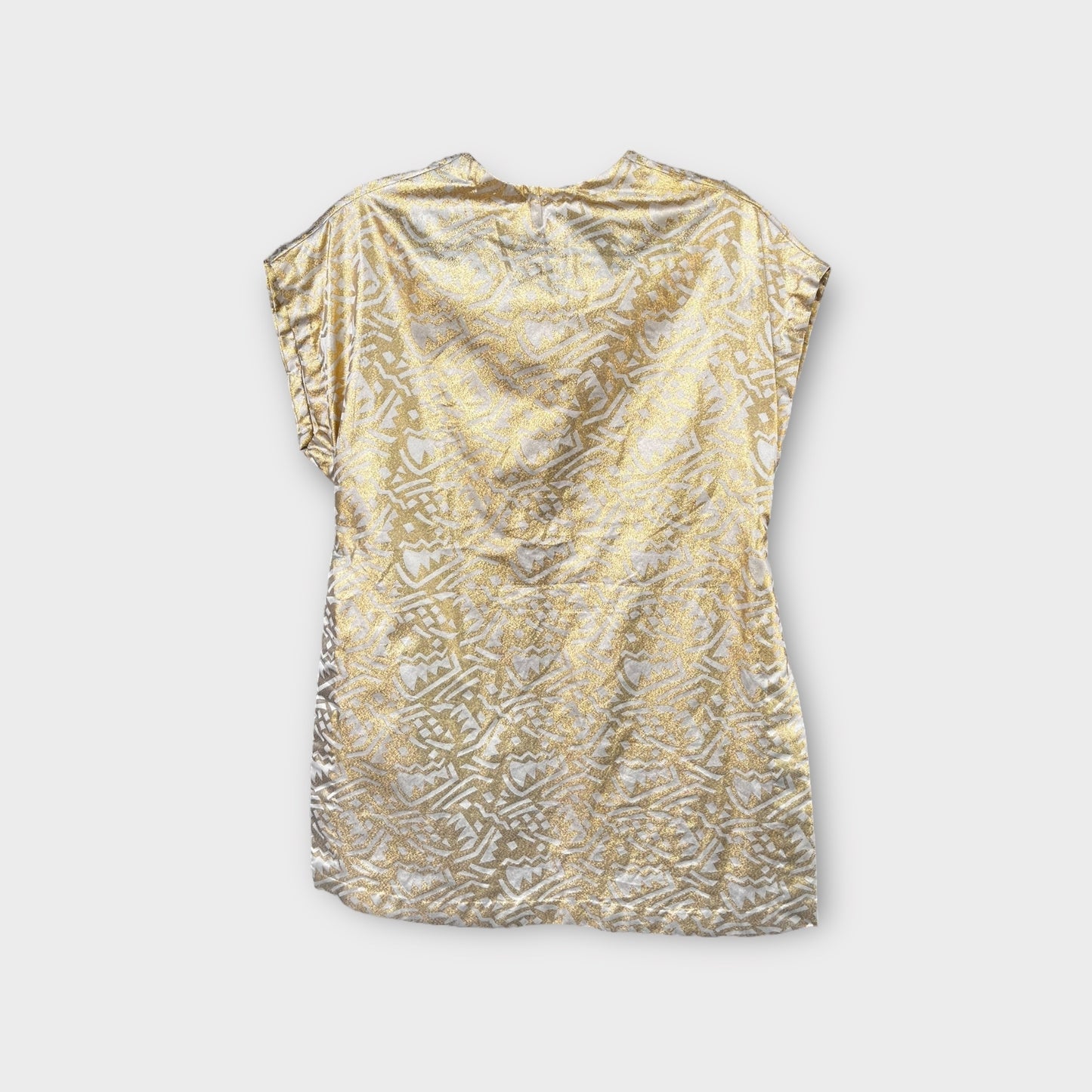 Blusa dorada