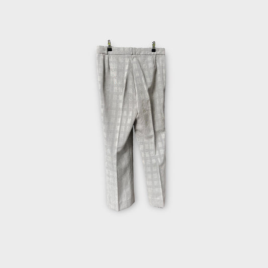 Pantalón de cuadritos grises