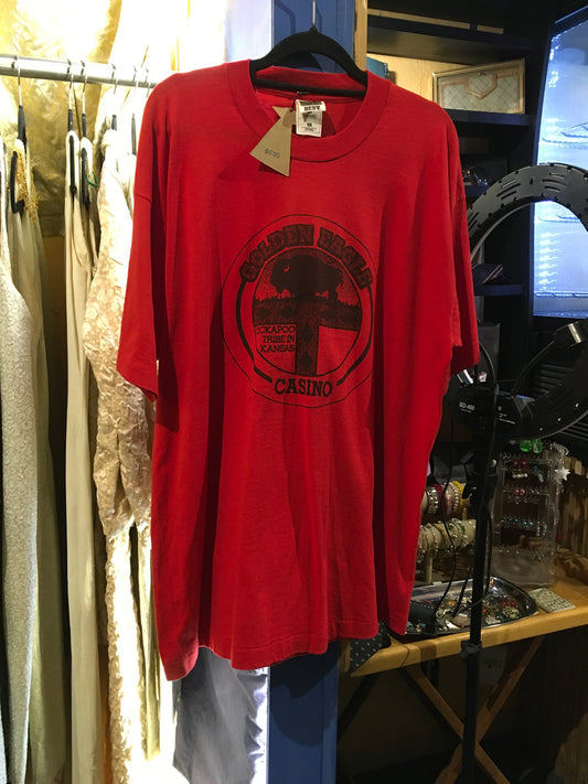 Playera roja “goleen eagle”